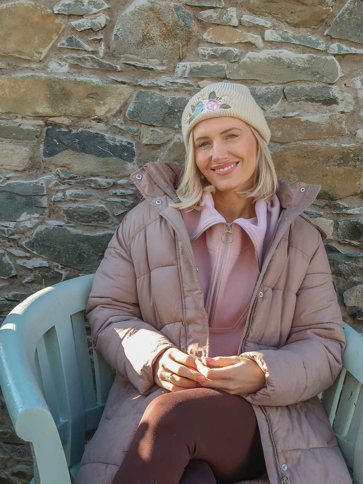 DOTTIE | cosy acrylic hat with FLARRS embroidery